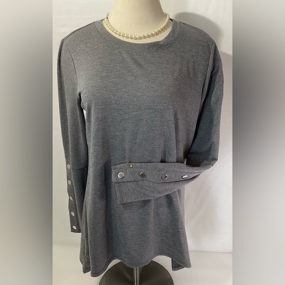 AGB Woman’s Top Size M Long Sleeve Color Grey Pullover Decorative Studs